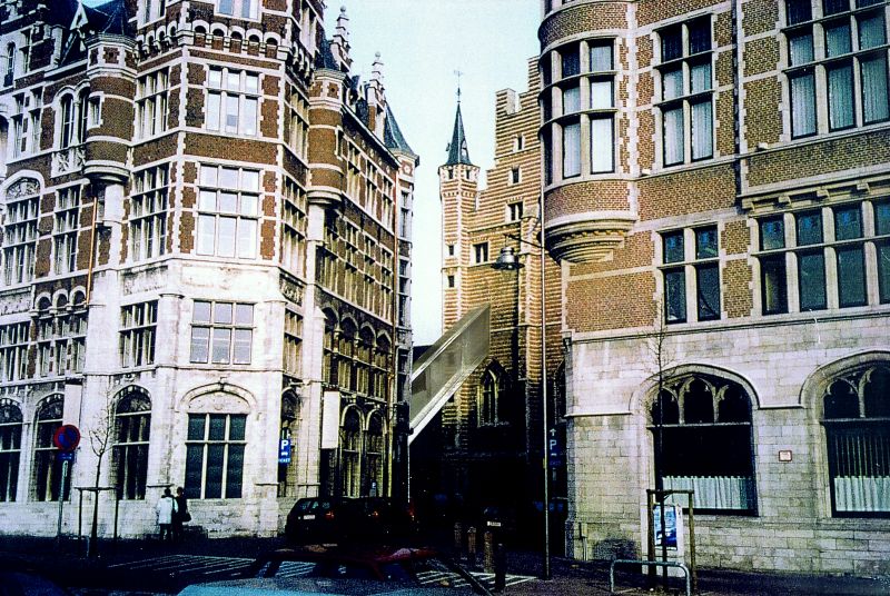 009 Vleeshuis Antwerp Collage