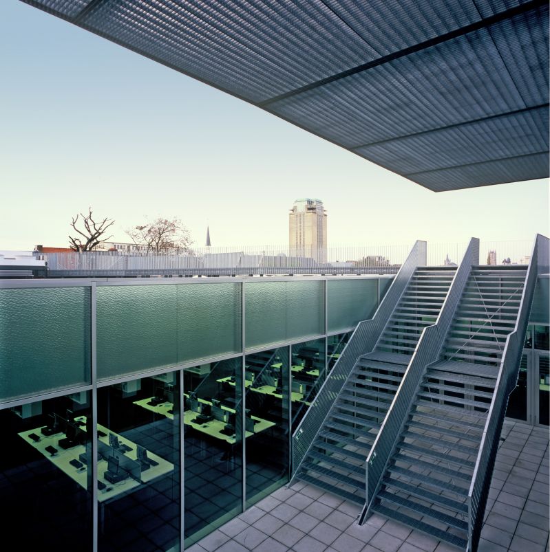 018 Faculty Of Economics Ghent Patio At Library Hans Werleman