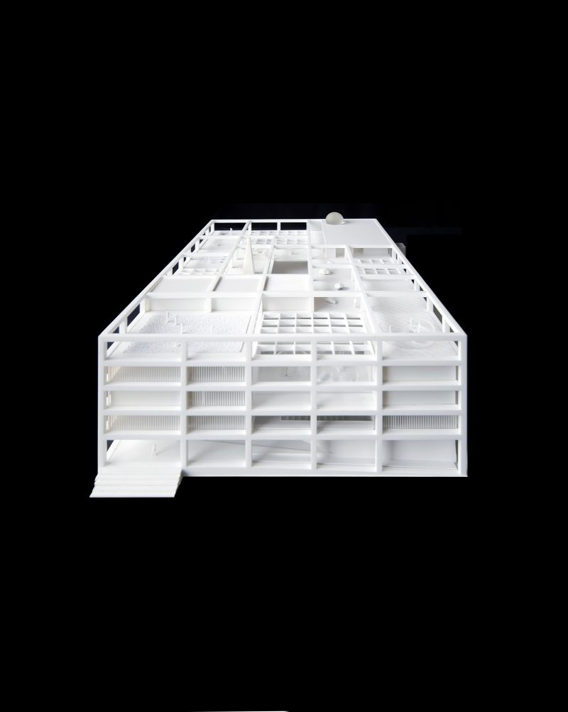 183 Physique Orsay Model 01