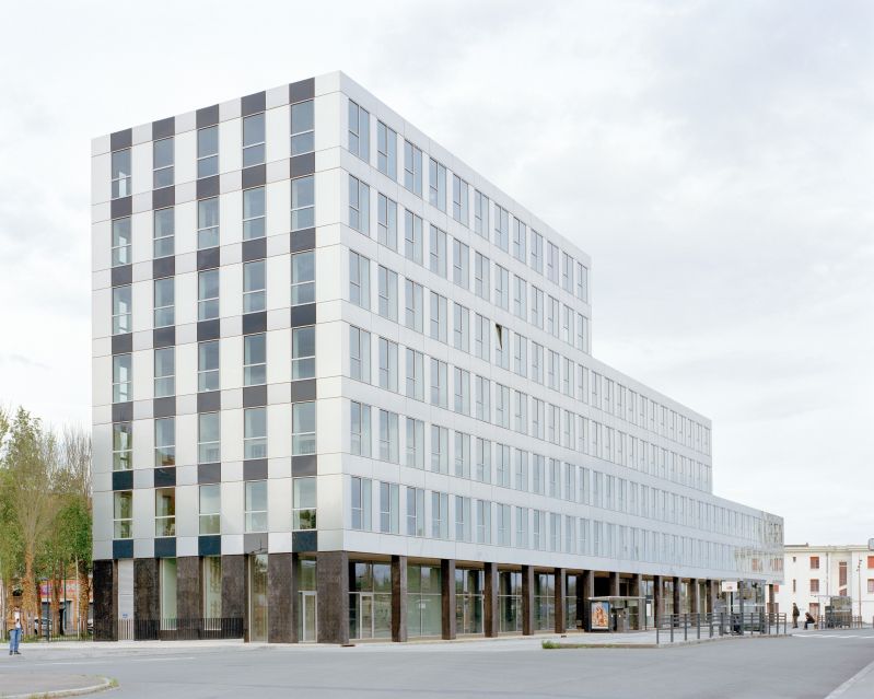 257 Lens Cmaxime Delvaux 02 E