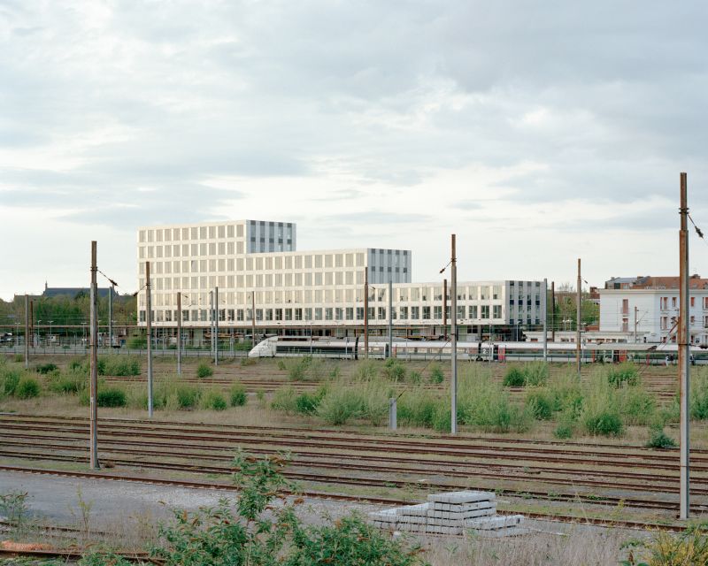 257 Lens Cmaxime Delvaux 09 E